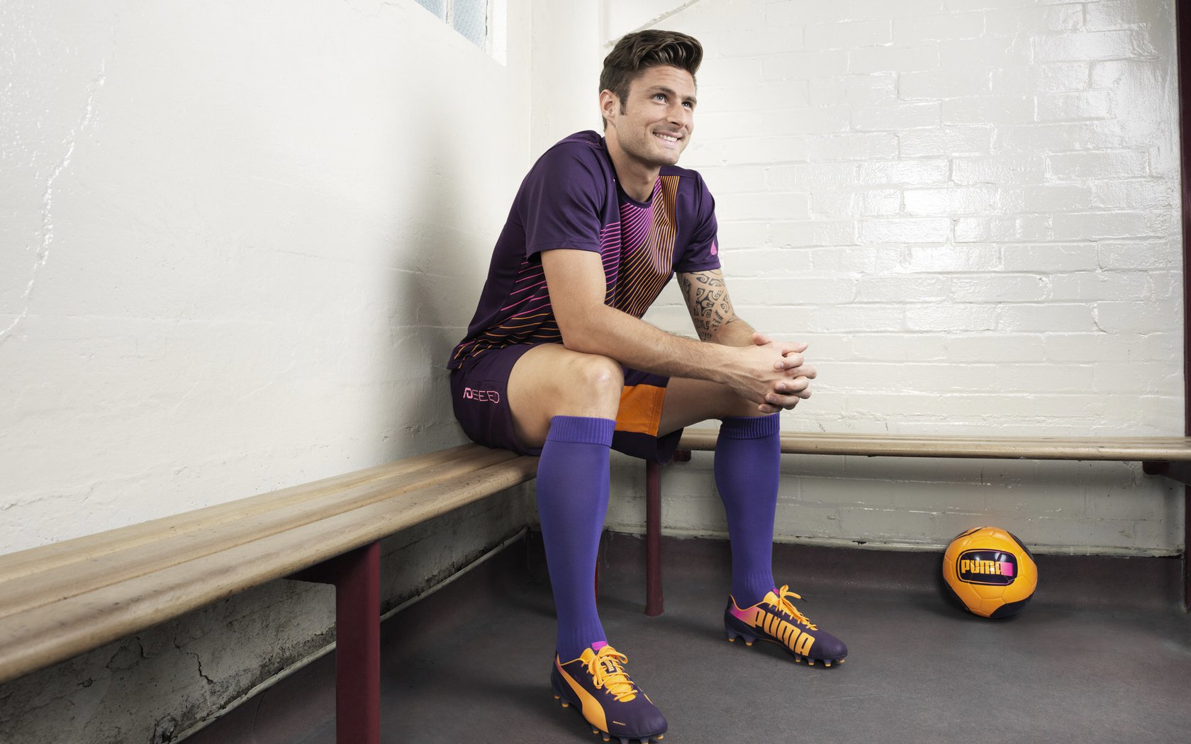 魔术压哨击败热火，保罗在年度焦点之战接管比赛