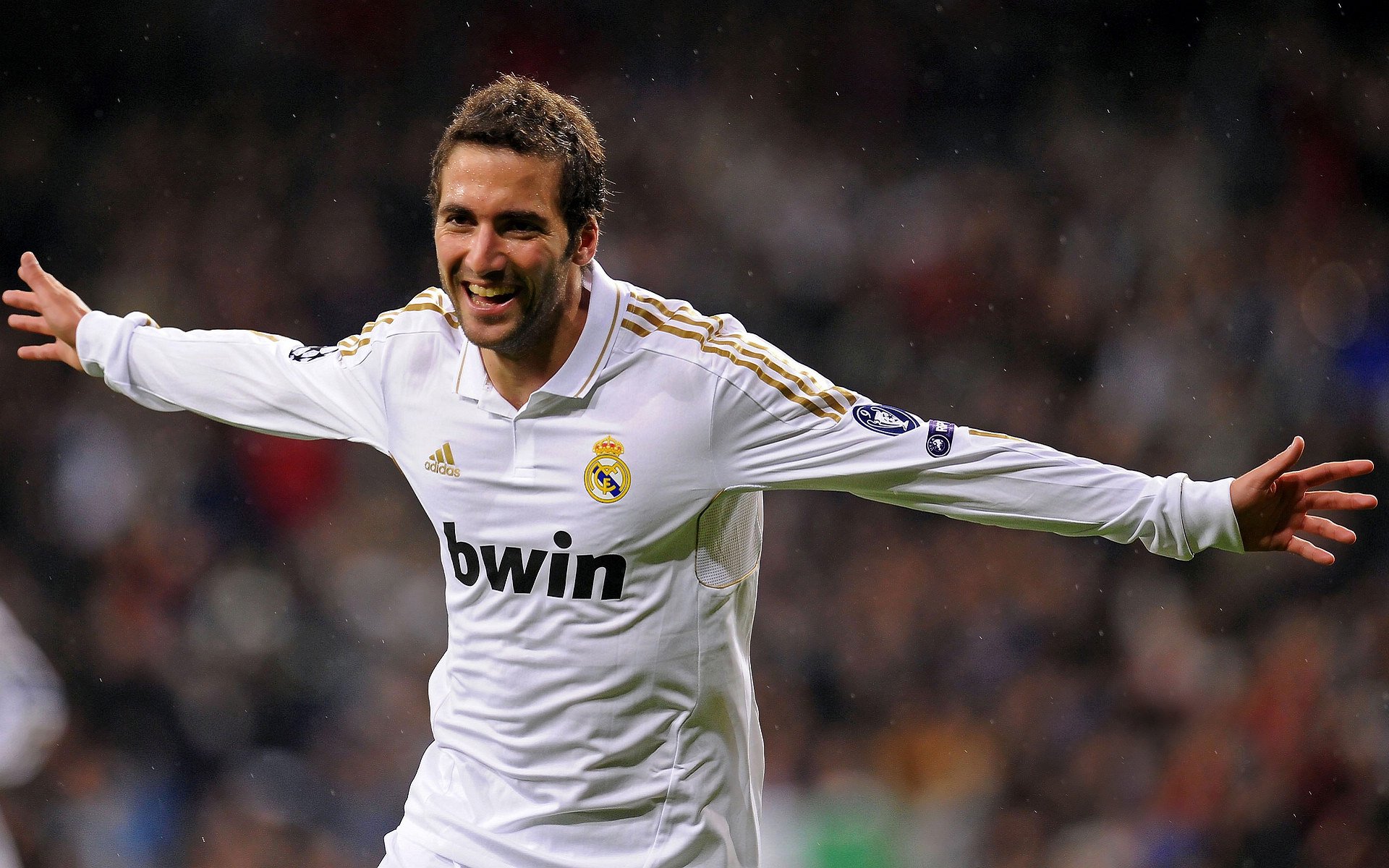 阿尔瓦雷斯关键战不手软，突尼斯坚韧防线难阻丹麦童话续写